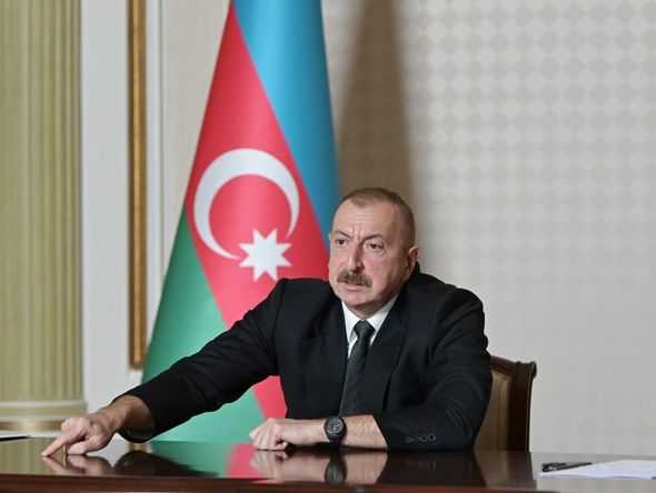 Prezident Elmar Məmmədyarovu tənqid etdi: "Mən Xarici İşlər nazirini tapa bilmədim" - VİDEO