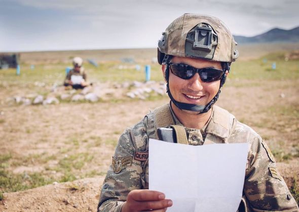 Polad Həşimovun rəhbərlik etdiyi hərbi hissənin heyətinə "Əsgərə məktub" çatdırılıb - FOTO