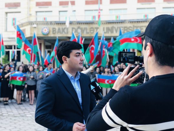 BDU-dan Bayraq Gününə töhfə: "Üç rəngin kölgəsində!" - FOTO/VİDEO