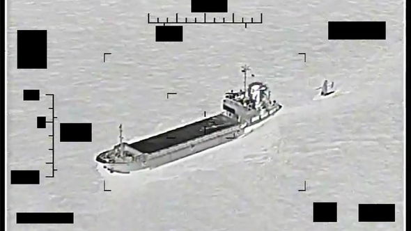 SEPAH tərəfindən qaçırılan ABŞ-a məxsus pilotsuz kater saatlarla təqibdən sonra azad edildi - FOTO + VİDEO