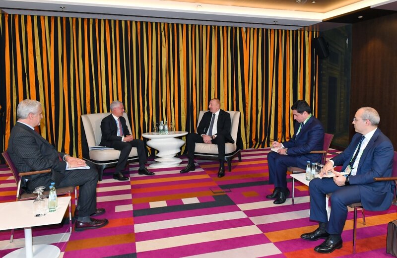 Prezident Almaniyadadır - FOTO