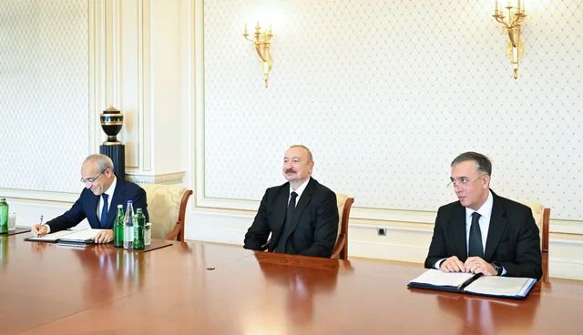 İlham Əliyev bir sıra beynəlxalq qurumların rəhbər şəxslərini qəbul edib - FOTO