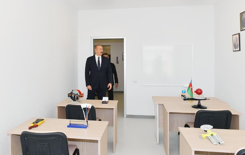 İlham Əliyev Bakıda sanatoriyanın açılışında iştirak etdi - FOTOLAR