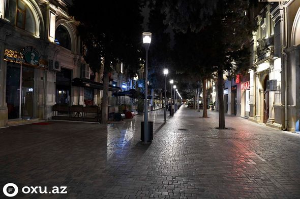Xüsusi rejim qərarından sonra səssiz Bakı gecəsi - FOTOREPORTAJ