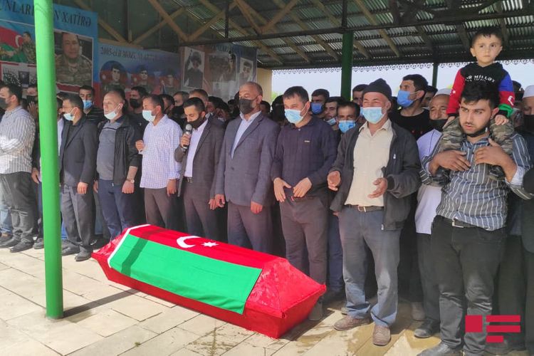 Altı ay komada qalan şəhidimiz Masallıda dəfn edildi - YENİLƏNİB + FOTO