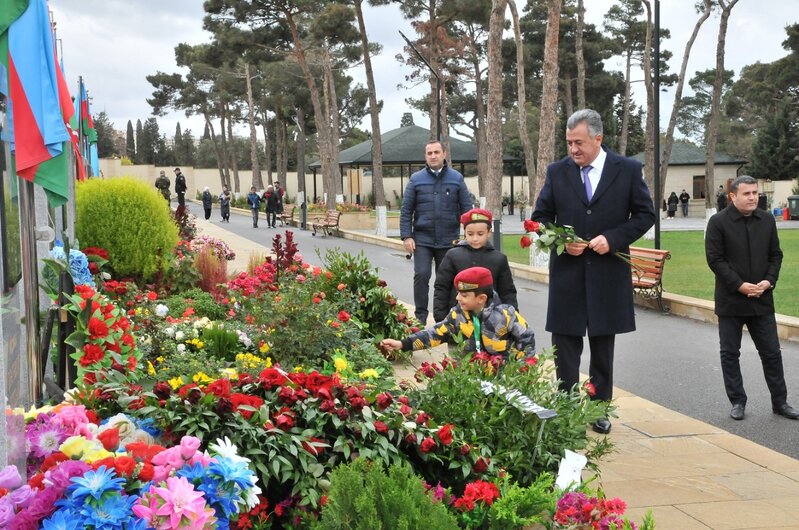 Abşeron rayonunda şəhidlər yad edilmişdir - FOTOLAR