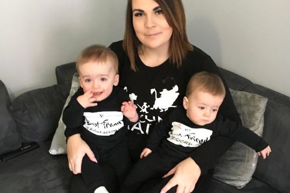 Üç həftə ərzində iki dəfə hamilə qaldı, iki oğlu dünyaya gəldi - FOTO