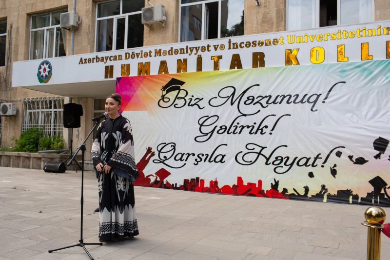 Humanitar kollecdə 