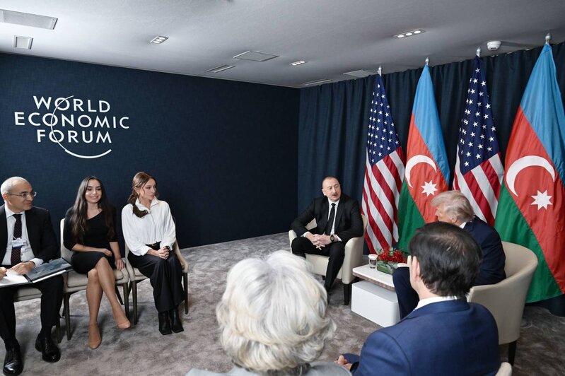 İlham Əliyevlə Donald Trampın görüşü olub - FOTOLAR