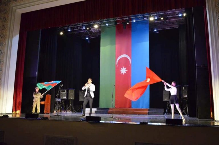 İGİB və musiqi məktəbinin təşkilatçılığı ilə 