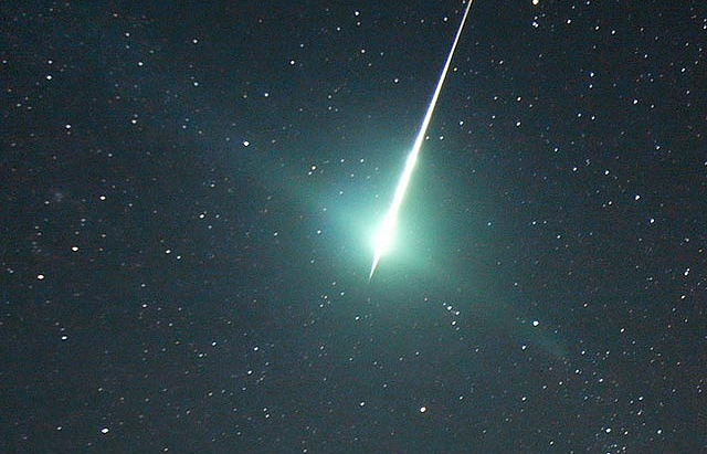 Avtoregistrator meteoritin düşmə anını çəkib - VİDEO 