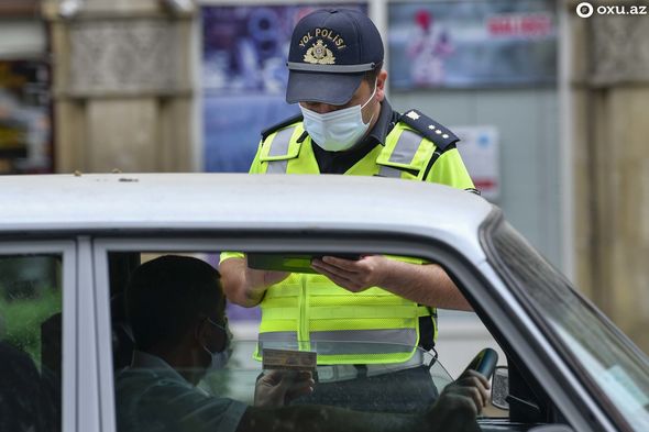 Bakı sərt karantində: İcazə, polis postları, şəhərin sükutu... - FOTOREPORTAJ