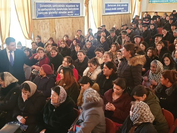 Nizami Səfərov seçiciləri ilə görüşlərini davam etdirir - FOTO