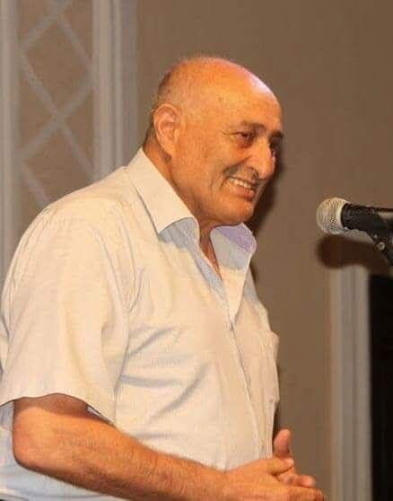 Məşhur şair vəfat etdi - FOTO