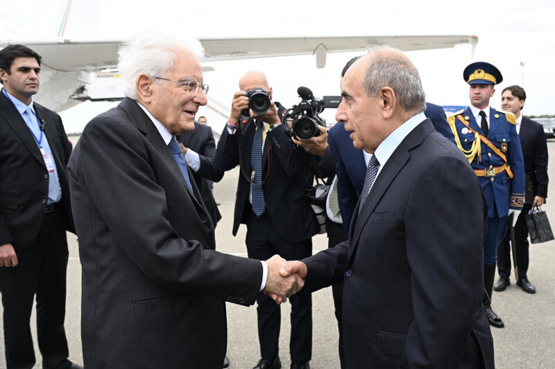 İtaliya Prezidenti Sercio Mattarella Azərbaycana rəsmi səfərə gəlib - FOTO