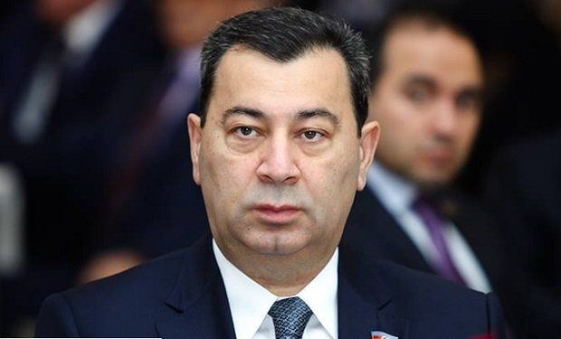 Səməd Seyidov: 
