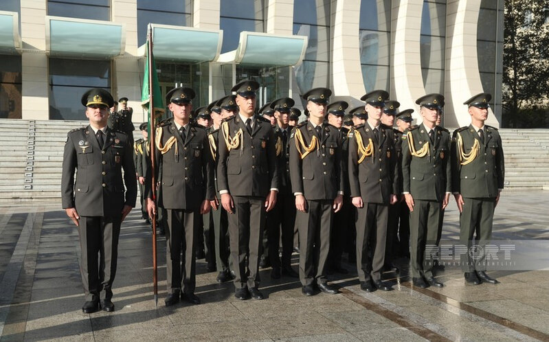 Bakıda Zəfər Günü münasibətilə hərbçilərin yürüşü keçirilir - FOTO