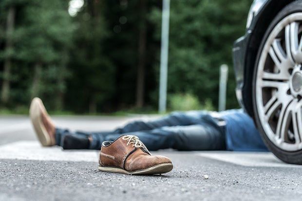 Gəncədə 17 yaşlı gənci avtomobil vurub, vəziyyəti ağırdır