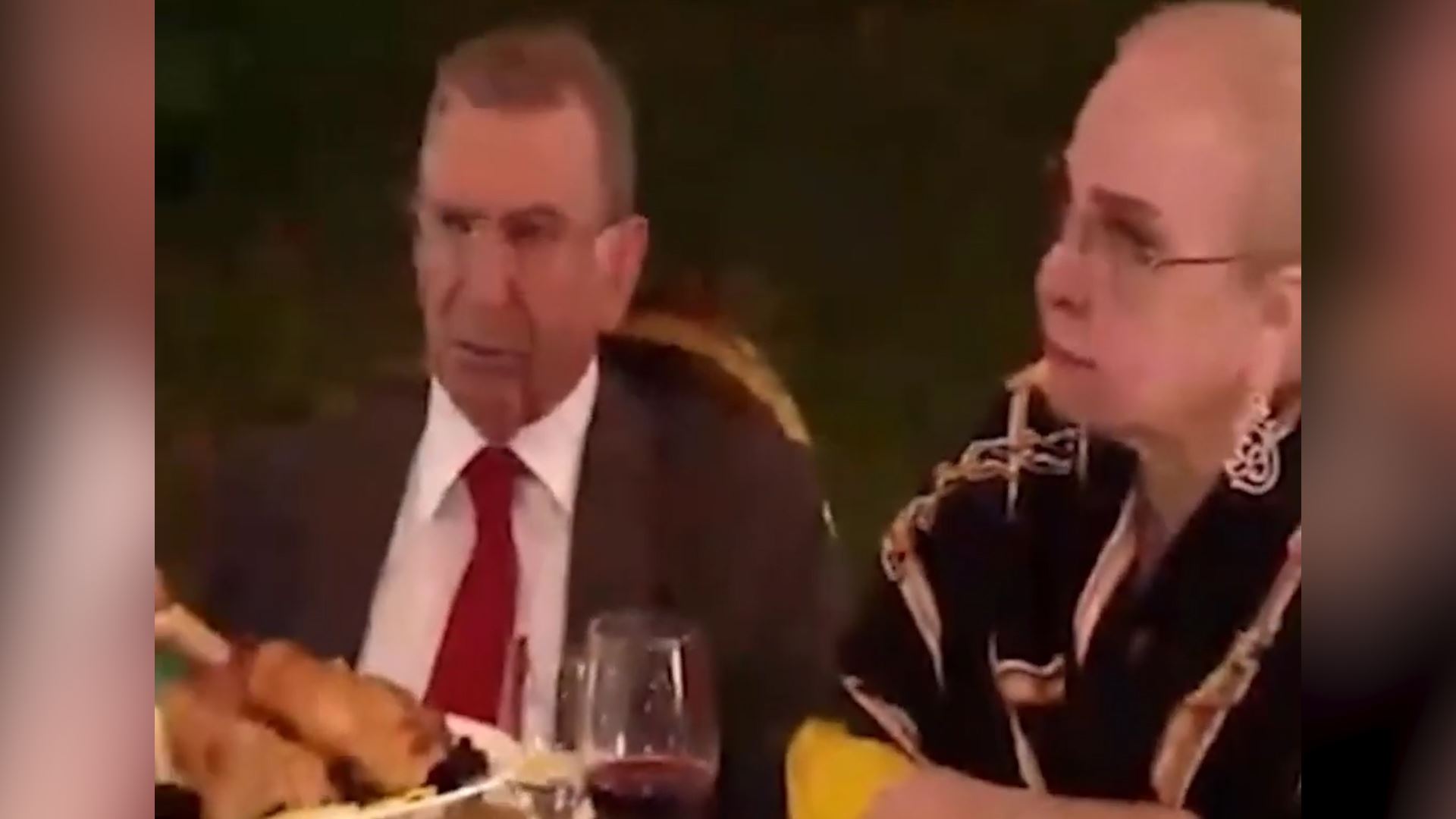 Kürəkəni Ramiz Mehdiyevin şəninə tost deyib - Toydan yeni VİDEO