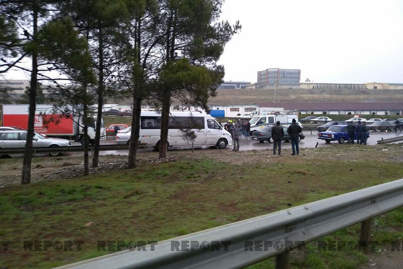 Bakı Mühəndislik Universitetinin yaxınlığında qəza olub, xəsarət alan var