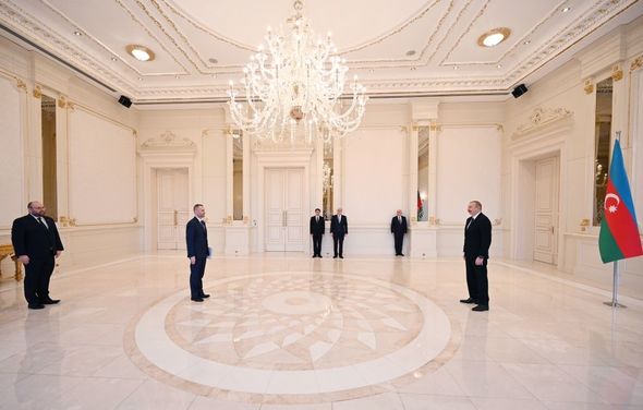 Prezident Polşa səfirinin etimadnaməsini qəbul etdi - YENİLƏNİB + FOTO