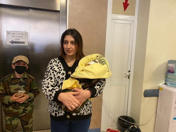Daha bir şəhidin adı yeni doğulan övladına verildi - FOTO