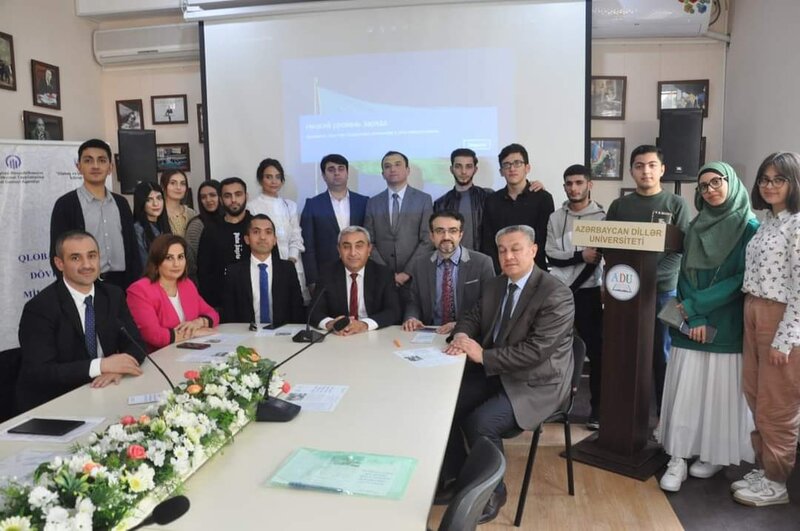 Azərbaycan Dillər Universitetində mənəvi dəyərlərlə bağlı tədbir keçirildi - FOTOLAR