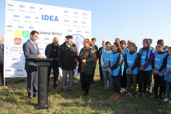 Yevlaxda aztəminatlı ailələr üçün meyvə bağları salınıb - FOTO