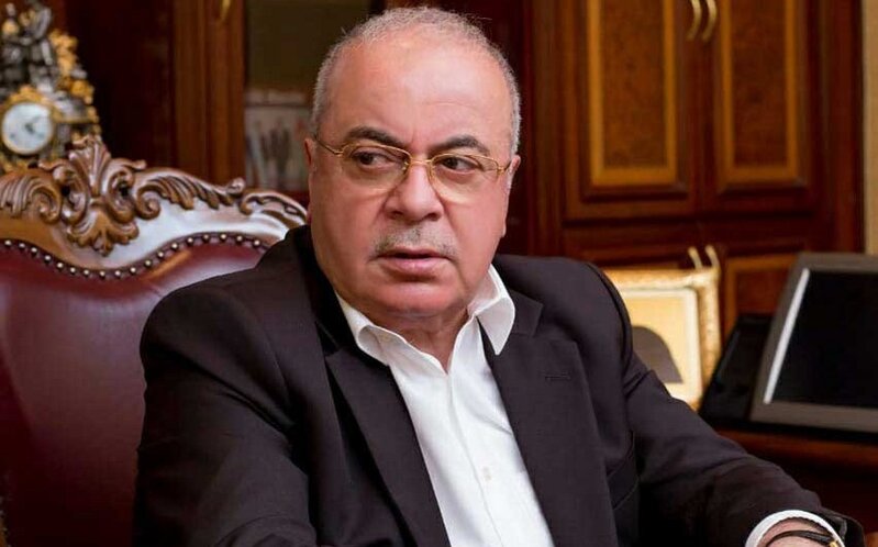 Satıcılıqdan iş adamlığına yüksələn, təyyarəyə minməyən, ən az çıxış edən deputat - Madər Musayev kim idi?