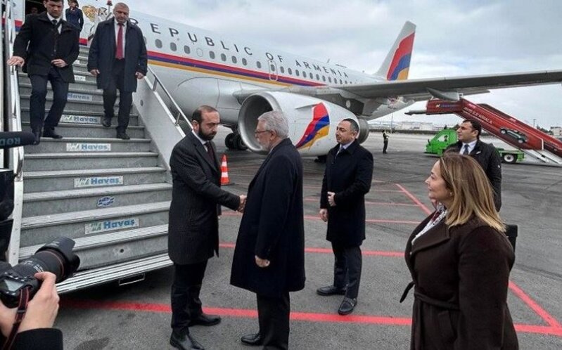 Ermənistanın xarici işlər naziri Türkiyəyə getdi