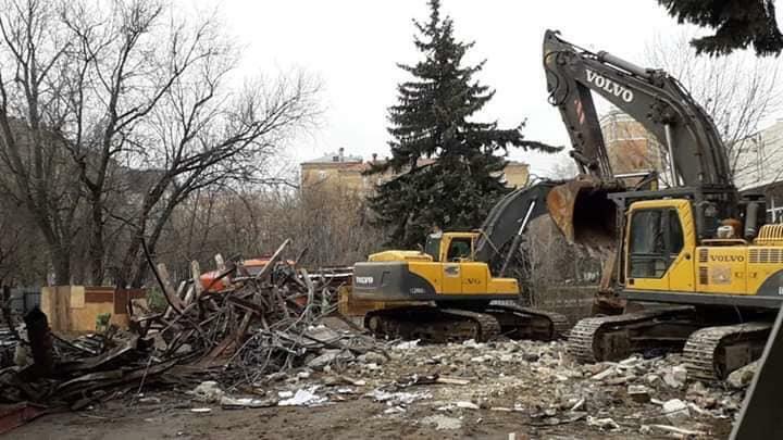 Moskvadakı "Bakı" kinoteatrı söküldü