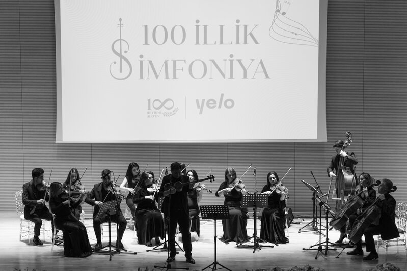 Yelo Bank-da Ümummilli liderə həsr olunmuş konsert keçirilib - FOTOLAR