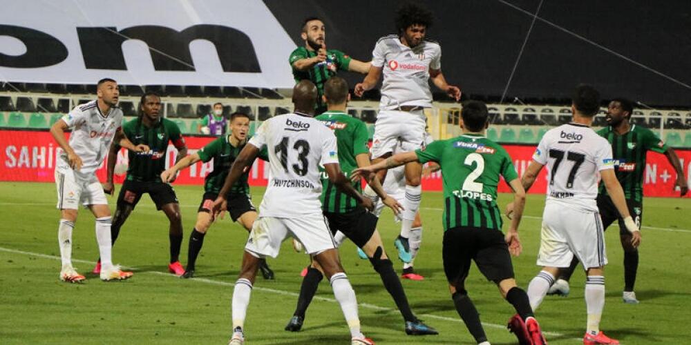 "Beşiktaş" səfərdə "Dənizlispor"u darmadağın etdi