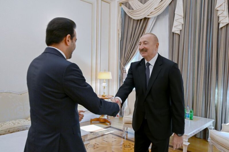 Prezident İlham Əliyev Müsəlman Ağsaqqalları Şurasının baş katibini qəbul edib