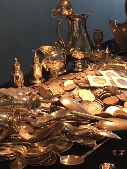Milyon dollarlıq xəzinəni gizlədib, axtarış üçün ipucları qoydu - FOTO/VİDEO