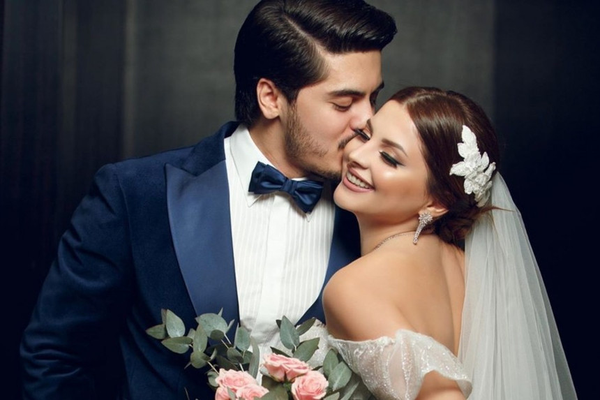 "Kaş qayınanamla yaşayardım... " - Aynişan