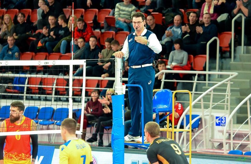 Azərbaycanın voleybol hakimi Türkiyə klubunun oyununu idarə edəcək