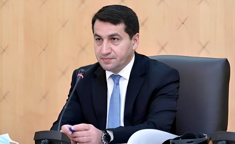 Hikmət Hacıyev: Şəhidlərimizi dərin ehtiram və minnətdarlıqla anırıq
