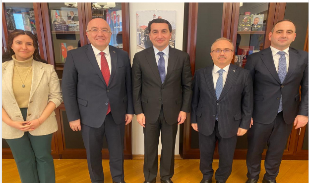 Azərbaycan-Türkiyə əlaqələri müzakirə olunub