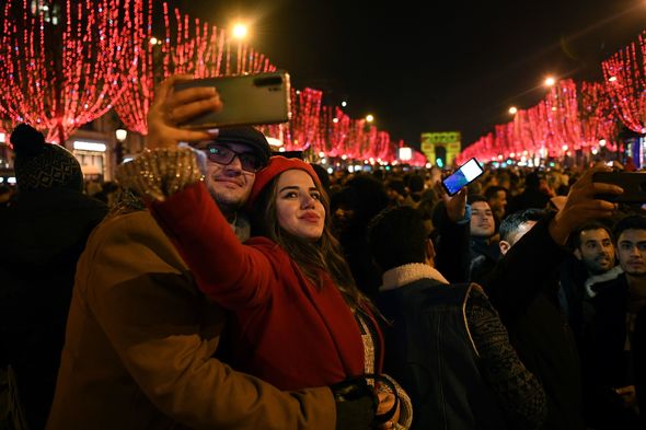 Dünya Yeni ili belə qarşıladı - FOTO