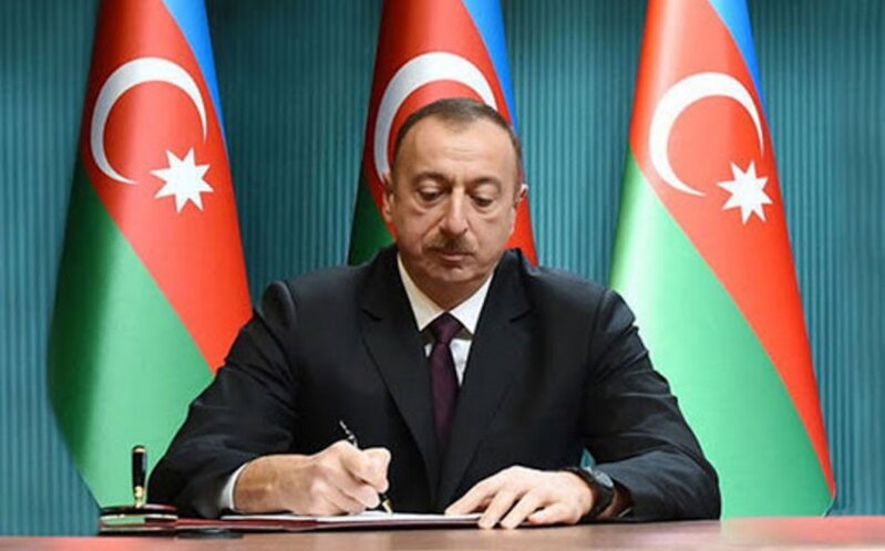 Prezident 'Siyasi partiyalar haqqında' yeni qanunu təsdiqlədi