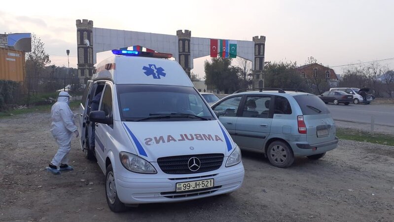 Ağstafada evdən icazəsiz çıxan koronavirus xəstələri saxlanılıb - FOTO - VİDEO