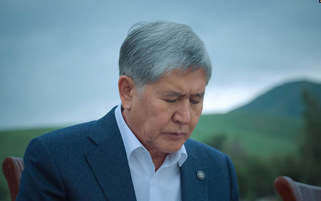 Almazbek Atambayev azadlığa buraxıldı