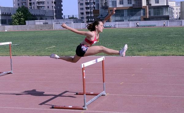 Atletika üzrə Bakı çempionatına start verildi