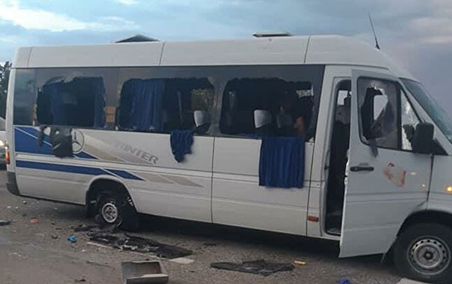 Mikroavtobus və yük avtomobili toqquşdu - Yaralılar var