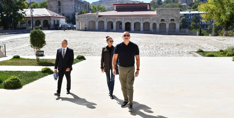 Prezident və birinci xanım Kəlbəcərdəki Xudavəng monastır kompleksində olublar