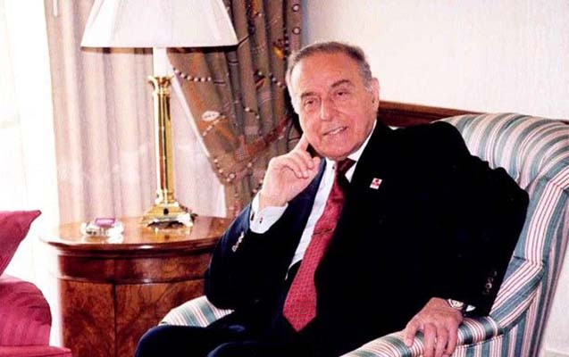Ümummilli liderin vəfatından 20 il ötür