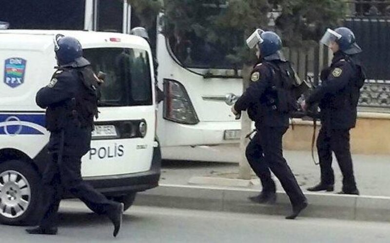 Polis Oğuzda əməliyyat keçirdi - Saxlanılanlar var + FOTO