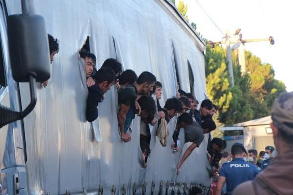 TIR-da yoxlama zamanı polis gözlərinə inanmadı – FOTO/VİDEO
