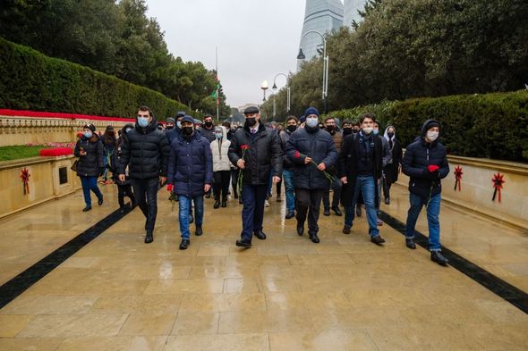 Gənclər təşkilatları 20 Yanvar şəhidlərinin xatirəsini yad etdilər - FOTO